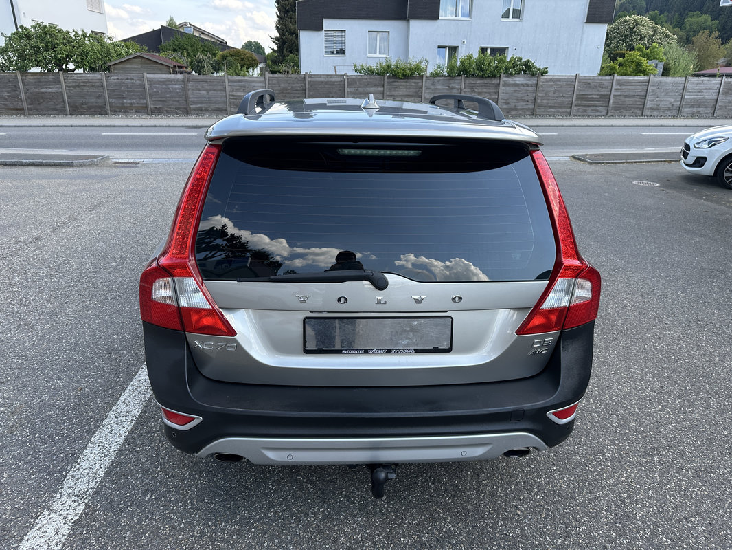 VOLVO XC70 2.4 D5 Summum AWD, Diesel, Occasion / Gebraucht, Automatik - 7