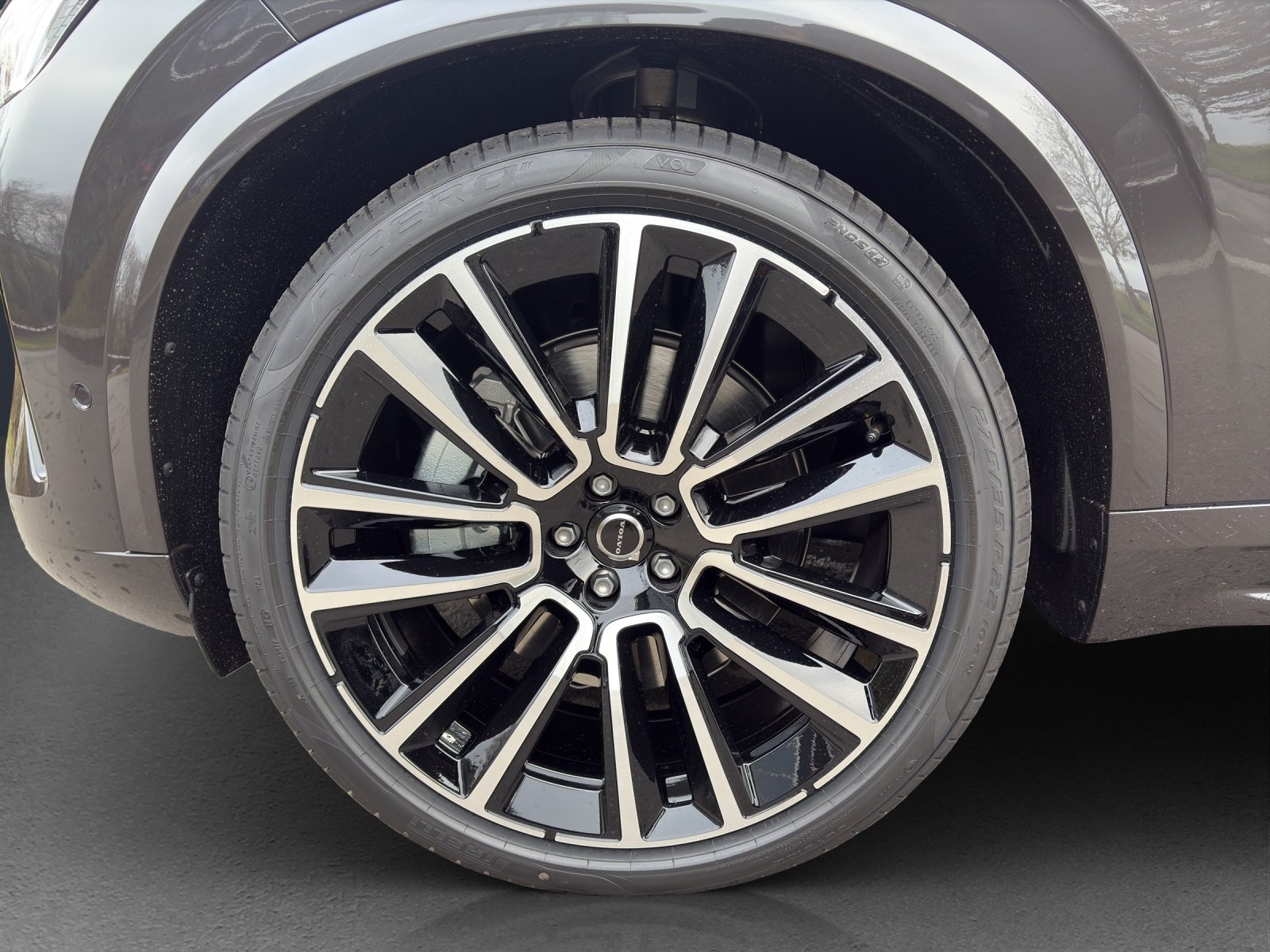 VOLVO XC90 T8 eAWD PluginHybrid Ultra Dark Xclusive Geartronic, Plug-in-Hybrid Petrol/Electric, New car, Automatic - 6