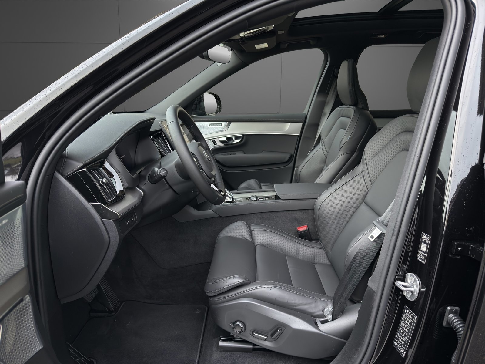 VOLVO XC90 T8 eAWD PluginHybrid Black Edition Ultra Geartron, Plug-in-Hybrid Benzin/Elektro, Neuwagen, Automatik - 6