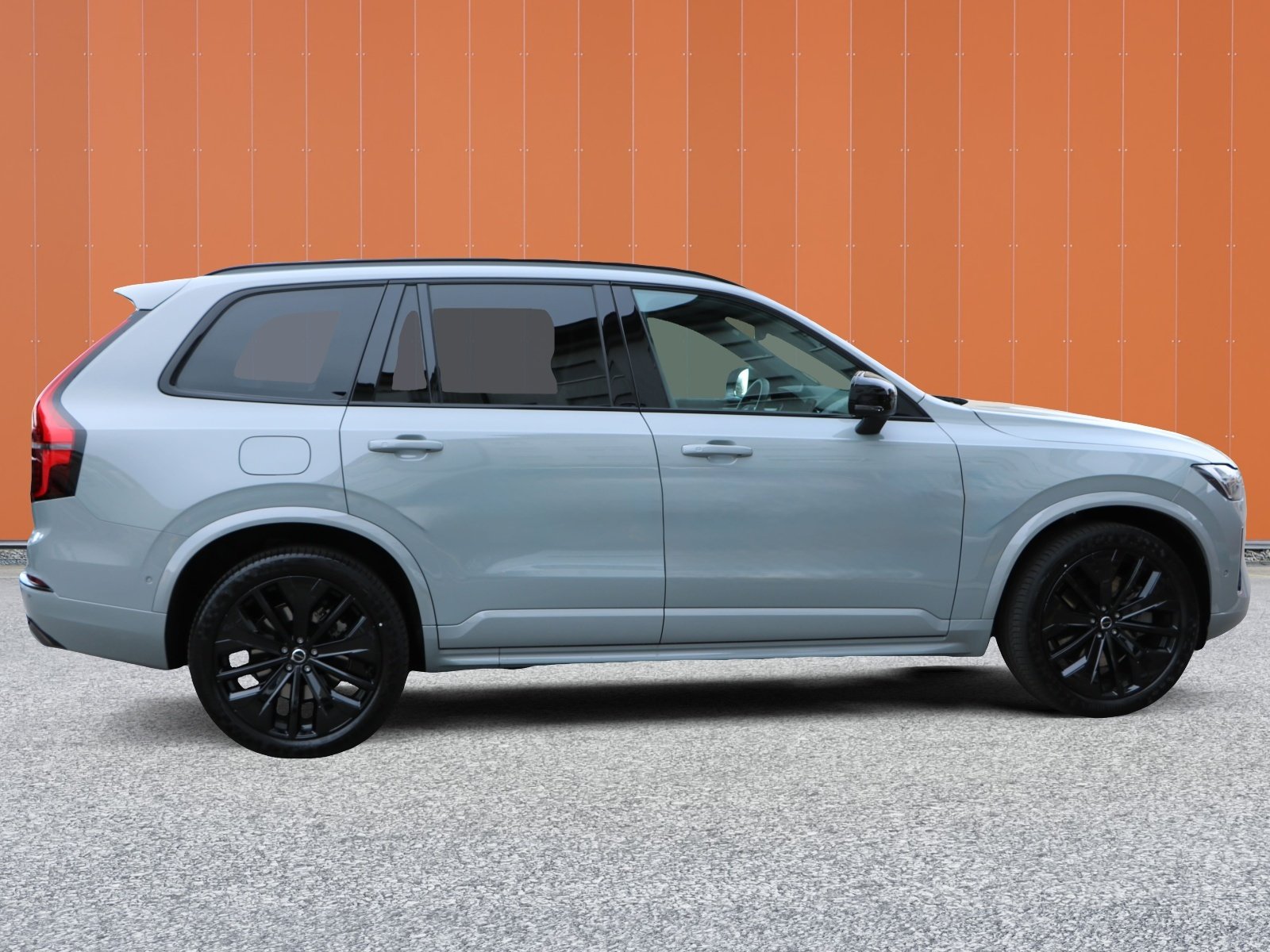 VOLVO XC90 T8 AWD PluginHybrid Dark Edition Geartronic, Plug-in-Hybrid Petrol/Electric, Ex-demonstrator, Automatic - 3