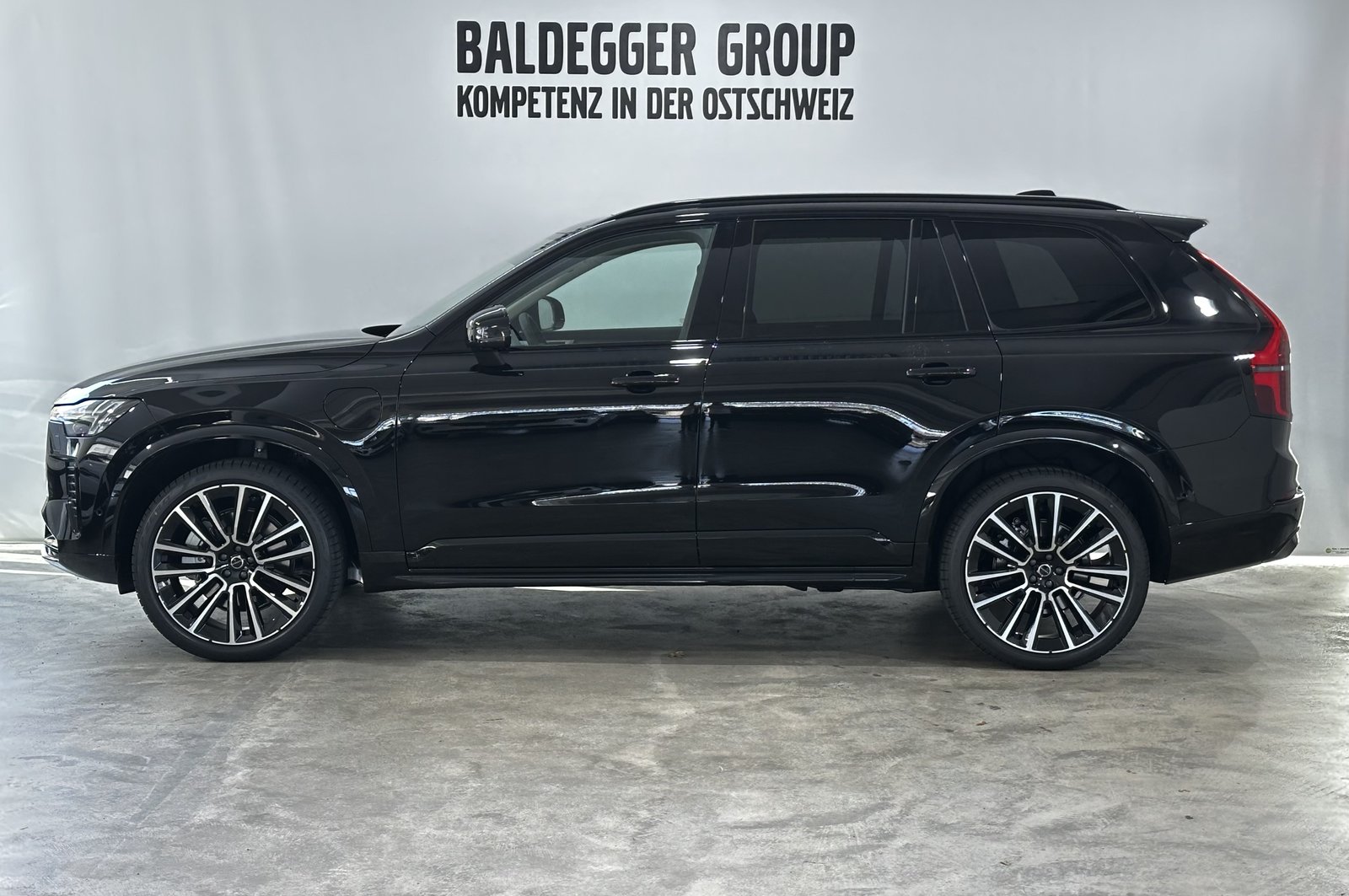 VOLVO XC90 2.0 T8 TE Ultra Dark eAWD, Voll-Hybrid Benzin/Elektro, Neuwagen, Automatik - 2