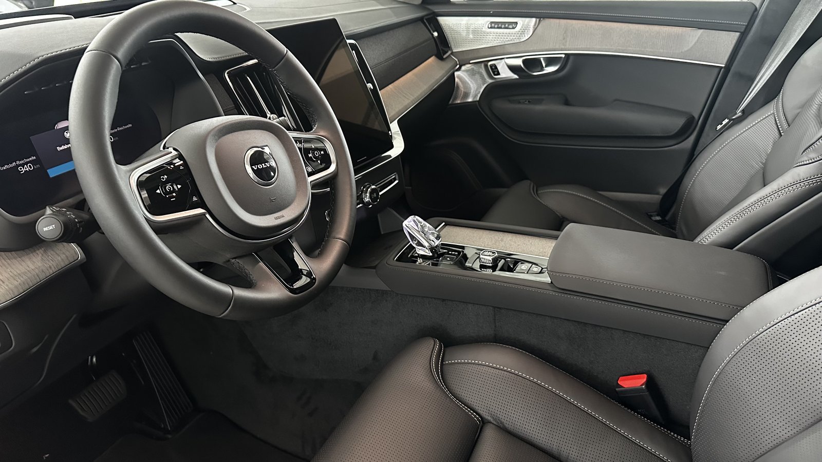 VOLVO XC90 2.0 T8 TE Ultra Dark eAWD, Voll-Hybrid Benzin/Elektro, Neuwagen, Automatik - 4