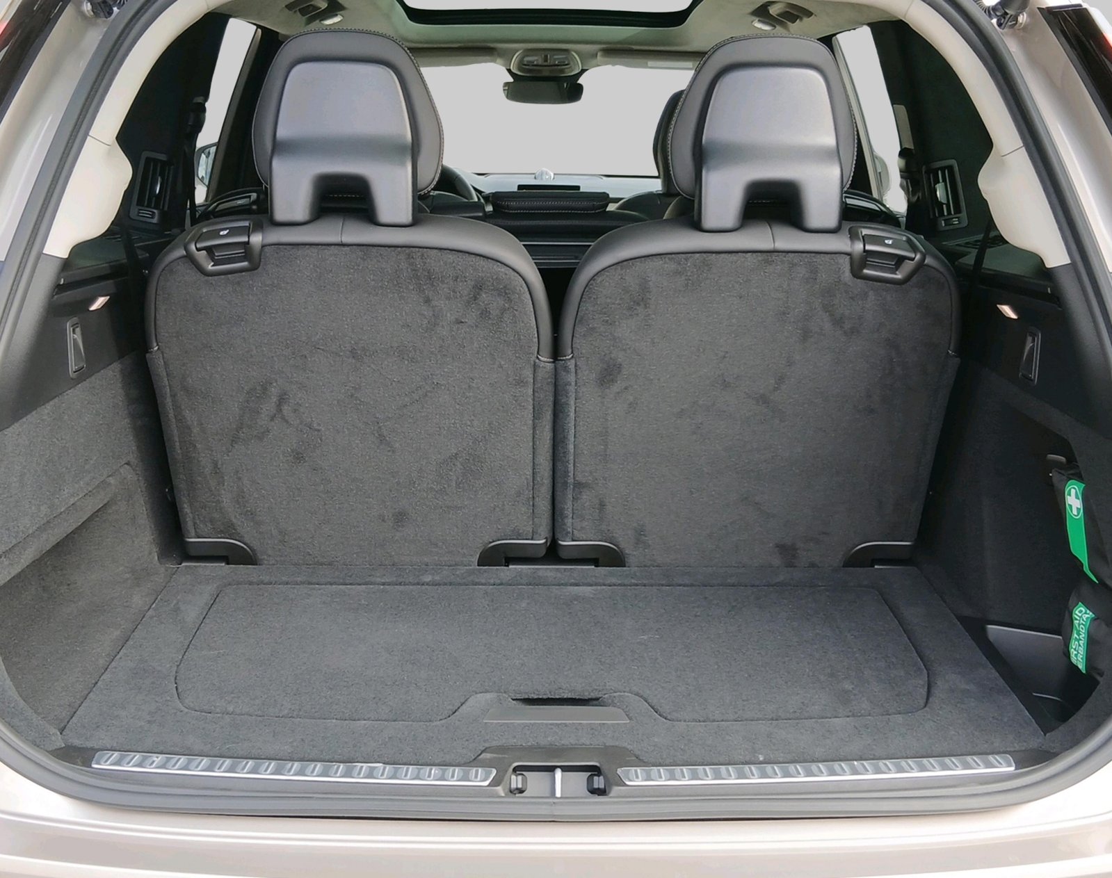 VOLVO XC90 2.0 T8 TE Ultra Bright eA, Hybride Intégral Essence/Électricité, Voiture nouvelle, Automatique - 7