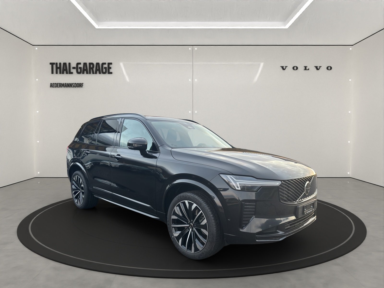 VOLVO XC90 2.0 T8 TE Ultra Dark eAWD, Plug-in-Hybrid Petrol/Electric, New car, Automatic - 3