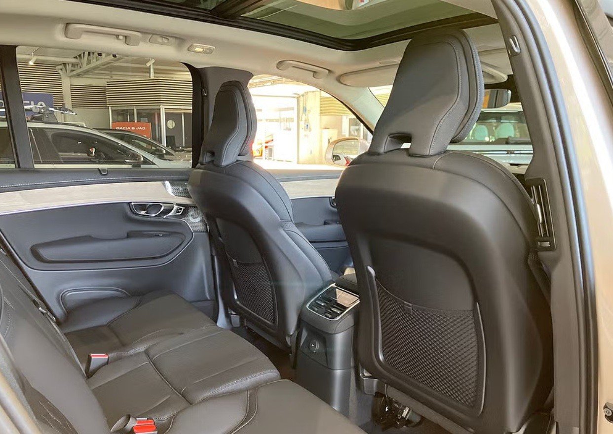 VOLVO XC90 T8 eAWD PluginHybrid Plus Bright Geartronic, Plug-in-Hybrid Petrol/Electric, New car, Automatic - 6