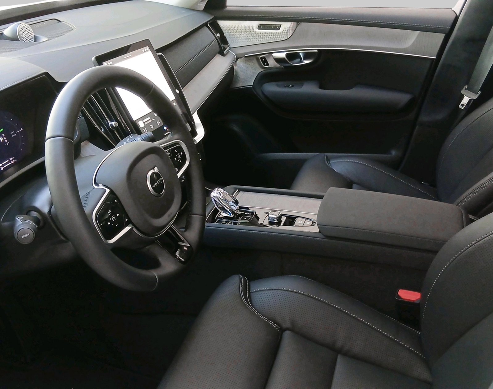 VOLVO XC90 2.0 T8 TE Ultra Bright eA, Hybride Integrale Benzina/Elettrica, Auto nuove, Automatico - 3