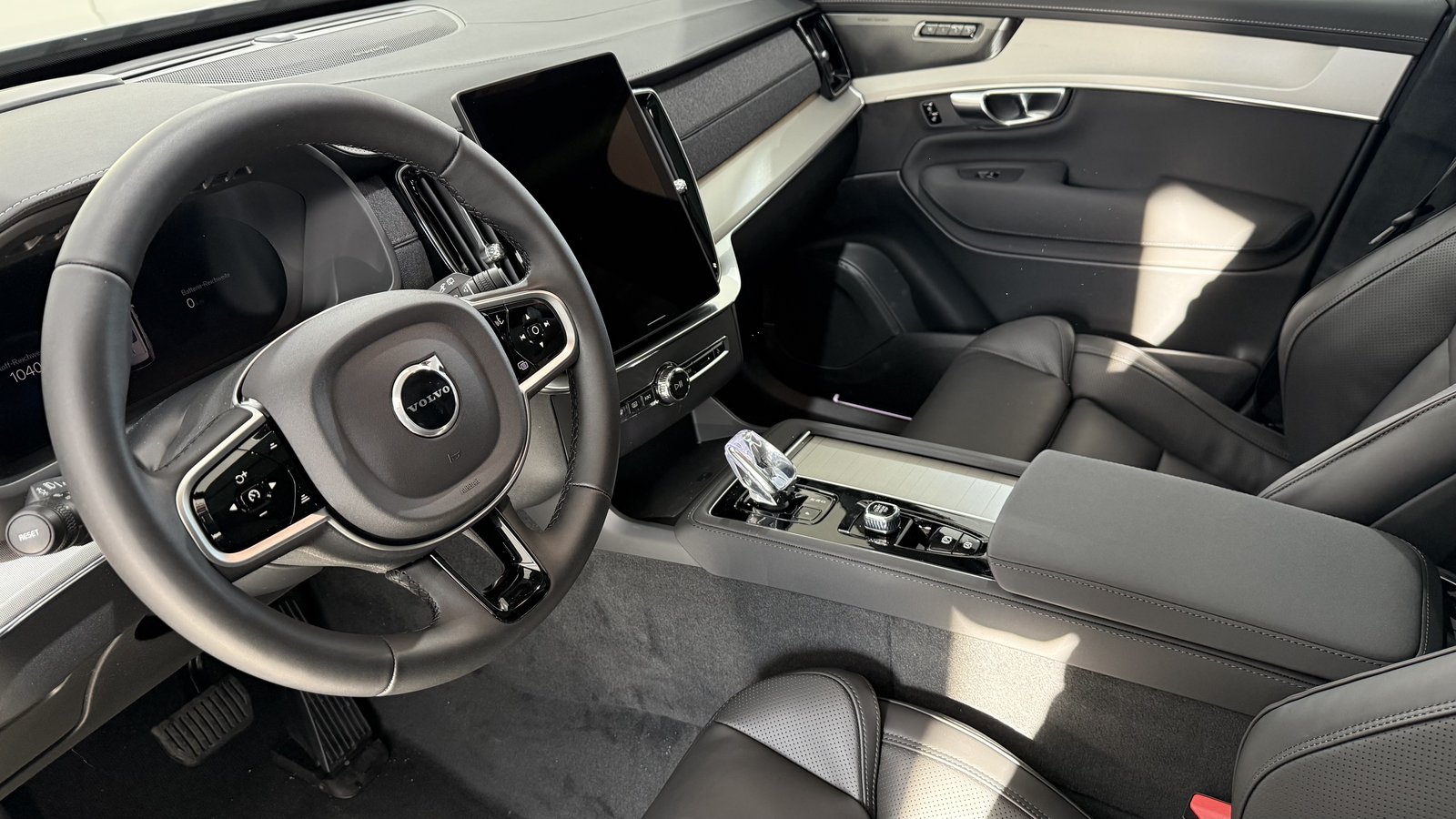 VOLVO XC90 2.0 T8 TE Black Edition e, Hybride Intégral Essence/Électricité, Voiture nouvelle, Automatique - 4
