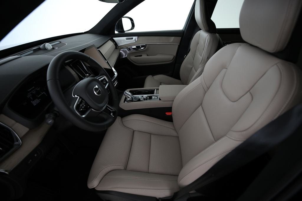 VOLVO XC90 2.0 T8 TE Ultra Bright eAWD, Hybride Rechargeable Essence/Électricité, Voiture nouvelle, Automatique - 7