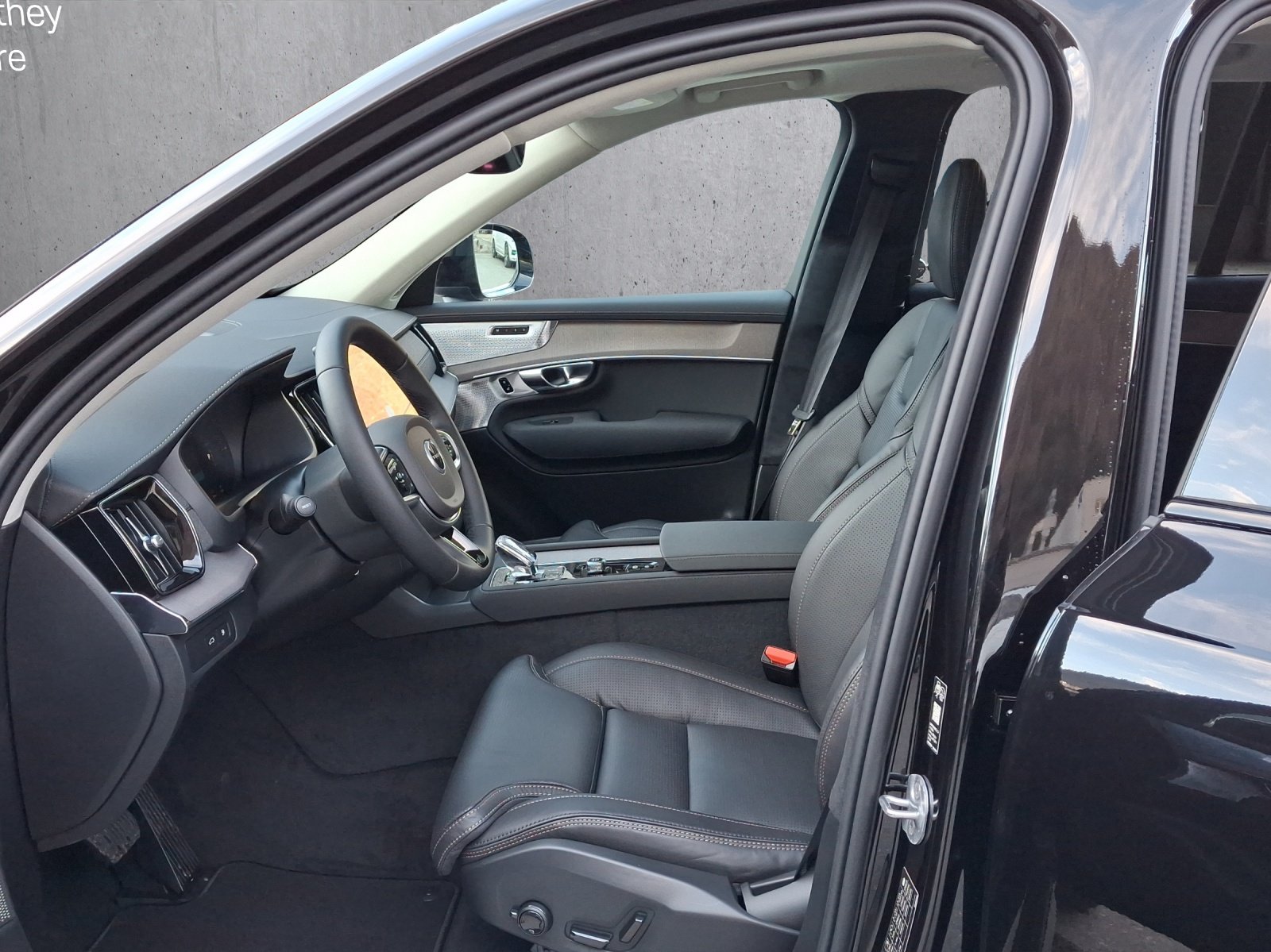 VOLVO XC90 T8 eAWD PluginHybrid Ultra Dark Geartronic, Hybride Rechargeable Essence/Électricité, Voiture nouvelle, Automatique - 6
