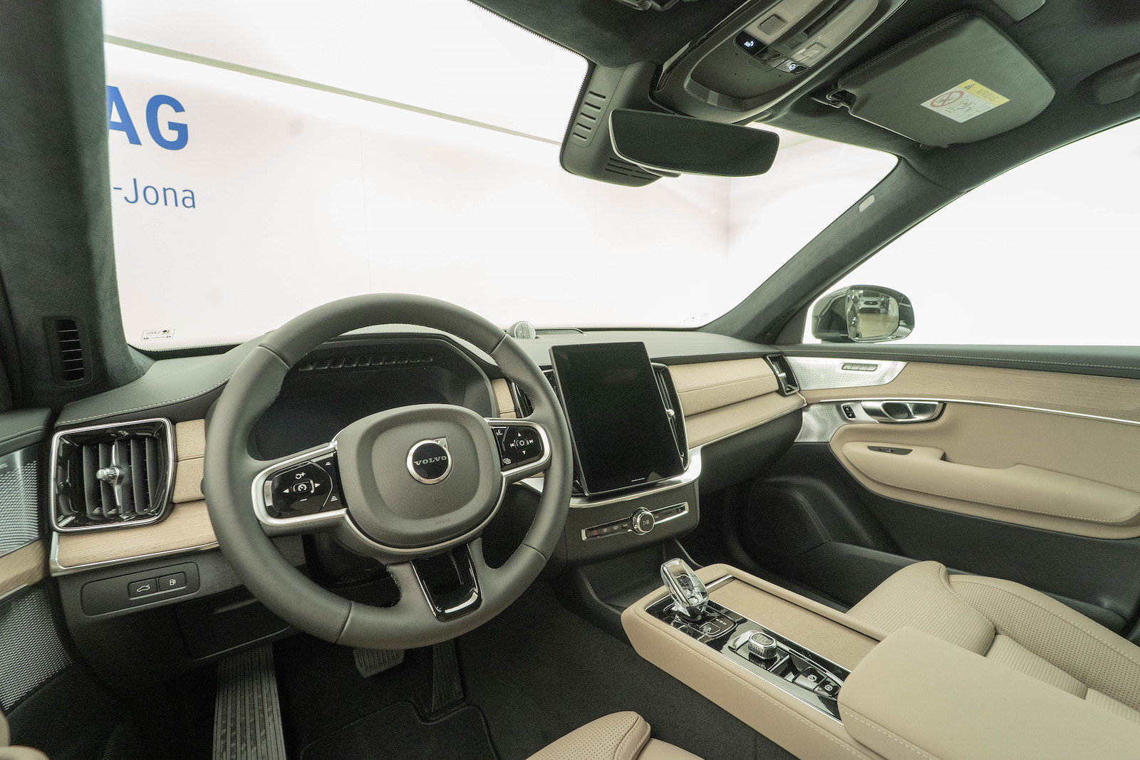 VOLVO XC90 2.0 T8 TE Ultra Bright eAWD, Hybride Rechargeable Essence/Électricité, Voiture nouvelle, Automatique - 7