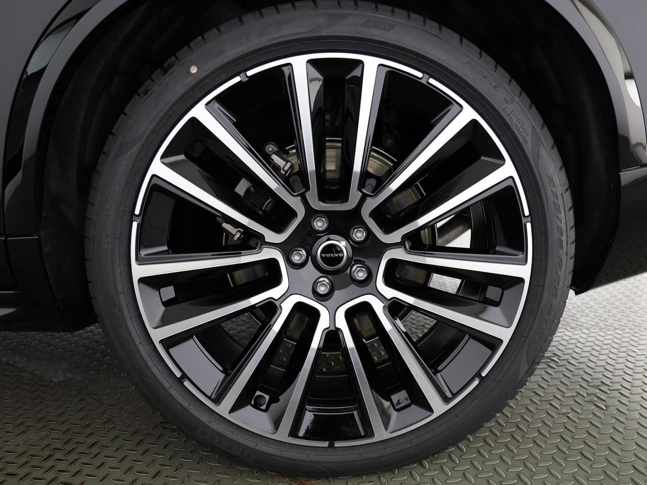 VOLVO XC90 2.0 T8 TE Ultra Dark eAWD, Plug-in-Hybrid Benzina/Elettrica, Auto nuove, Automatico - 7