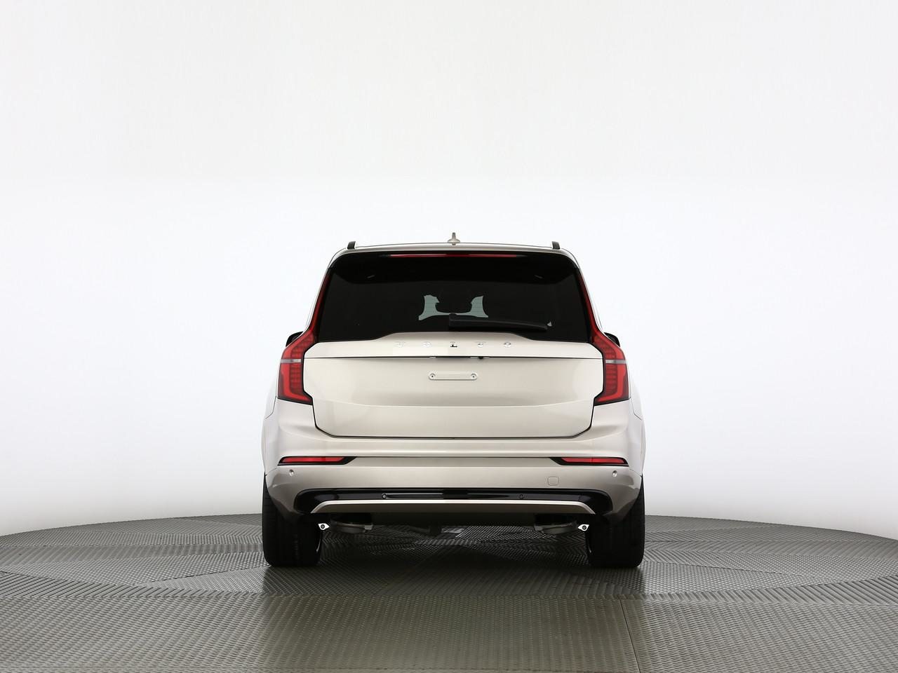 VOLVO XC90 2.0 T8 TE Ultra Dark eAWD, Hybride Rechargeable Essence/Électricité, Voiture nouvelle, Automatique - 4
