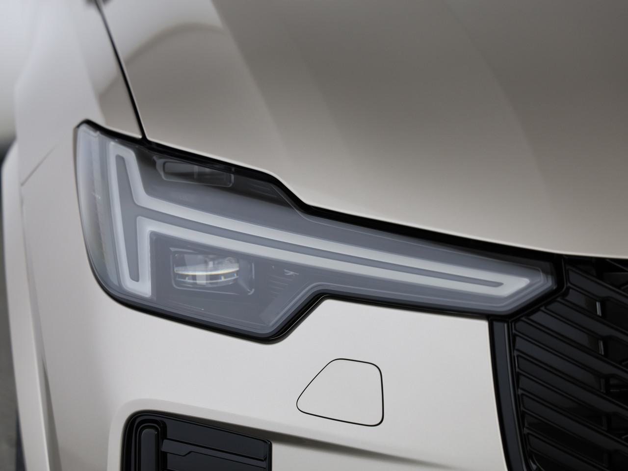 VOLVO XC90 2.0 T8 TE Ultra Dark eAWD, Hybride Rechargeable Essence/Électricité, Voiture nouvelle, Automatique - 6