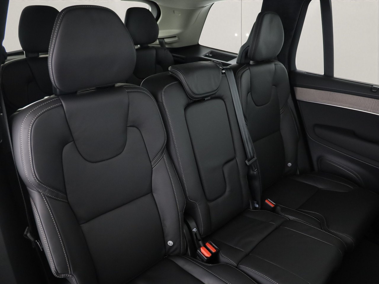 VOLVO XC90 2.0 T8 TE Ultra Dark eAWD, Plug-in-Hybrid Petrol/Electric, New car, Automatic - 6