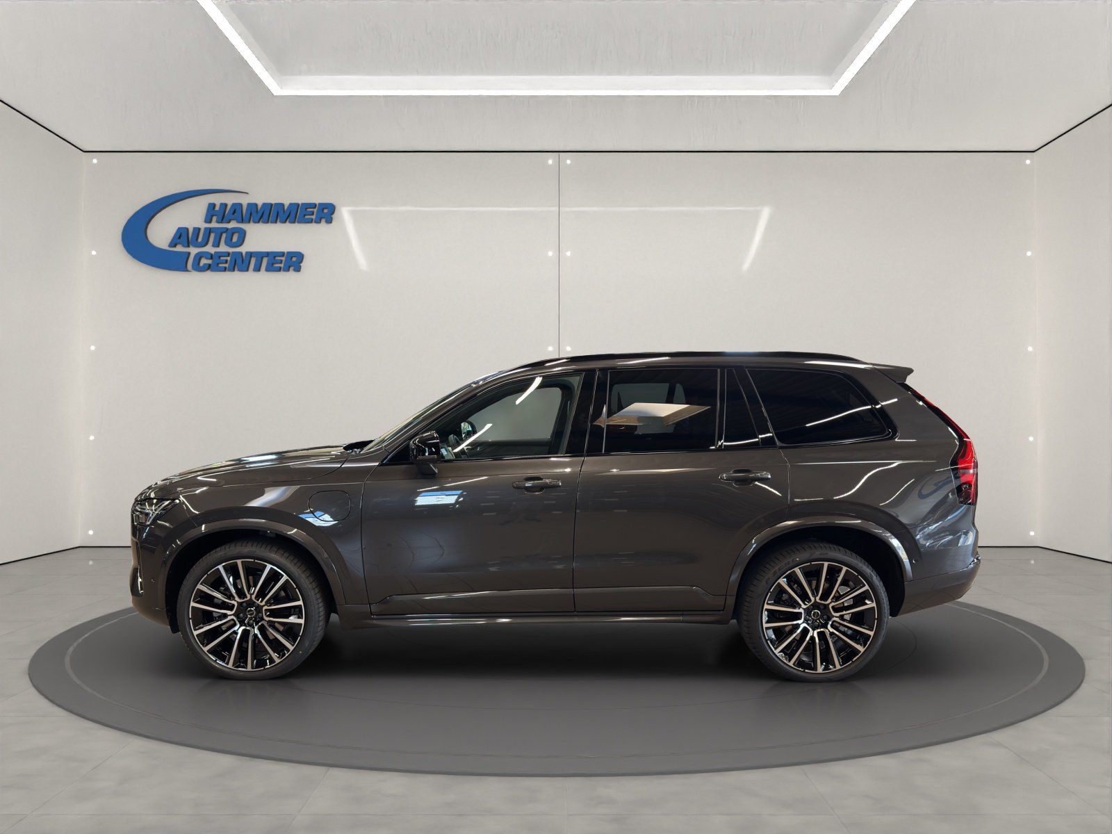 VOLVO XC90 2.0 T8 TE XCLUSIVE Edition Dark eAWD, Hybride Rechargeable Essence/Électricité, Voiture nouvelle, Automatique - 2