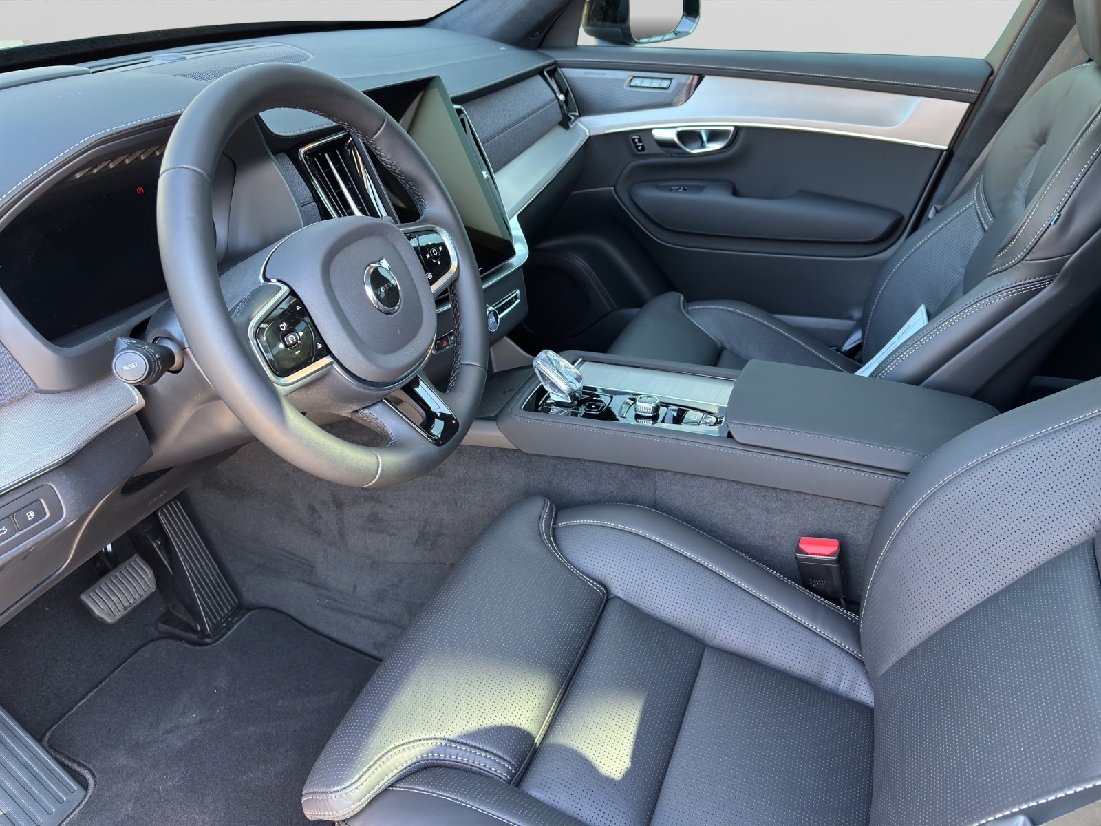 VOLVO XC90 2.0 T8 TE Black Edition eAWD, Plug-in-Hybrid Benzin/Elektro, Neuwagen, Automatik - 4