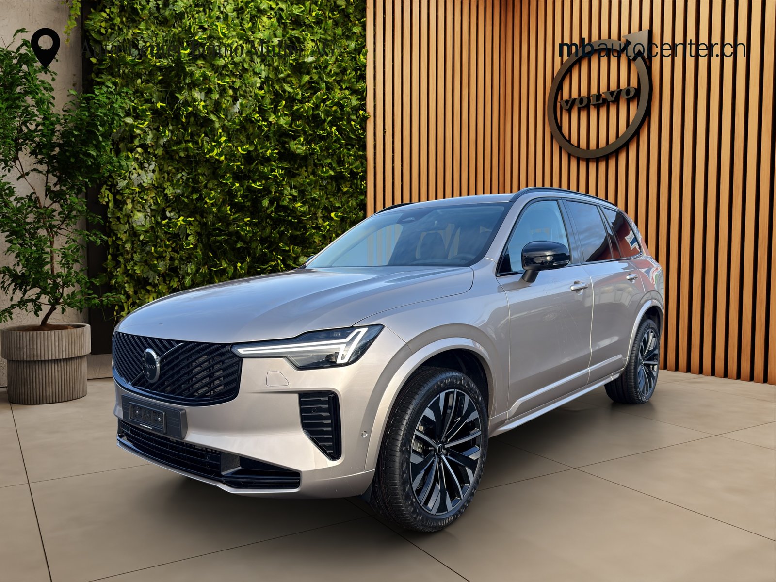 VOLVO XC90 2.0 B5 MH Ultra Dark AWD