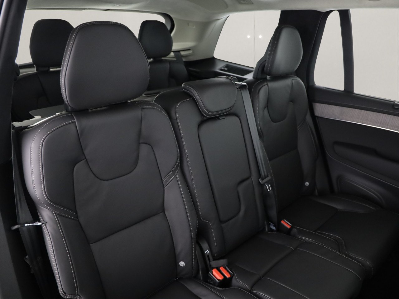 VOLVO XC90 2.0 T8 TE Ultra Dark eAWD, Hybride Rechargeable Essence/Électricité, Voiture nouvelle, Automatique - 6