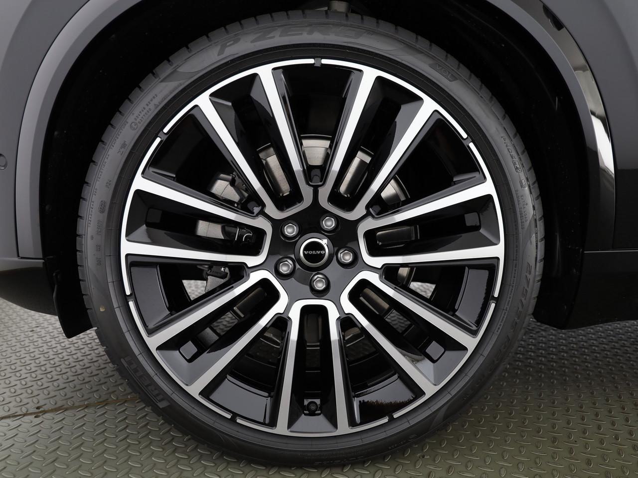 VOLVO XC90 2.0 B5 MH Black Edition AWD, Hybride Leggero Benzina/Elettrica, Auto nuove, Automatico - 7
