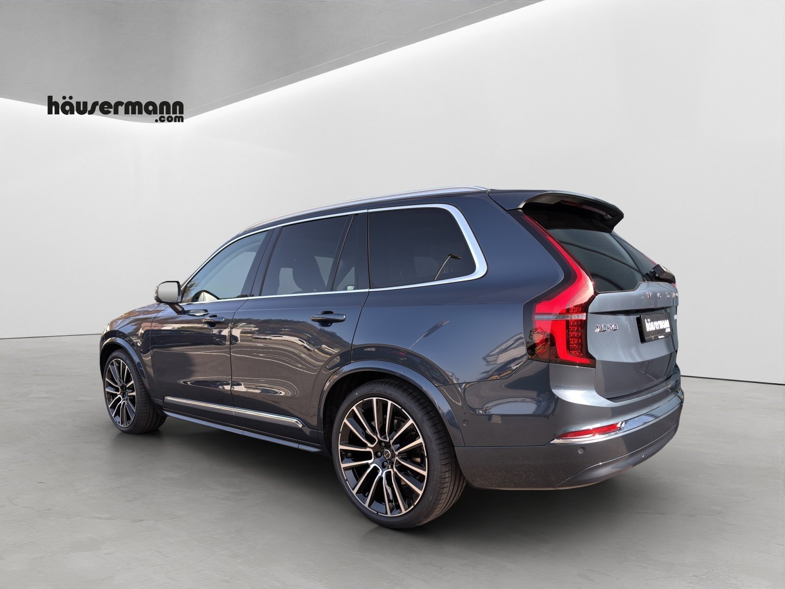 VOLVO XC90 2.0 B5 MH Ultra Bright AWD, Mild-Hybrid Petrol/Electric, New car, Automatic - 3