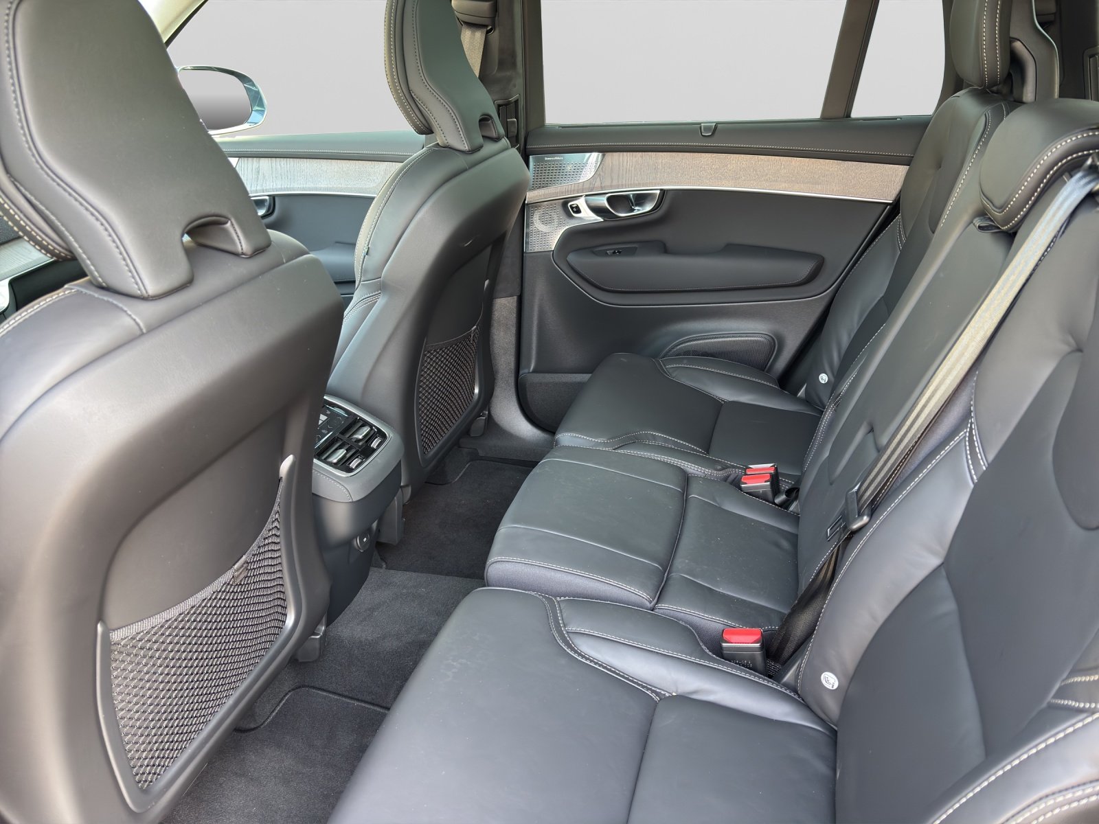 VOLVO XC90 2.0 B5 MH Ultra Bright AWD, Mild-Hybrid Petrol/Electric, New car, Automatic - 5