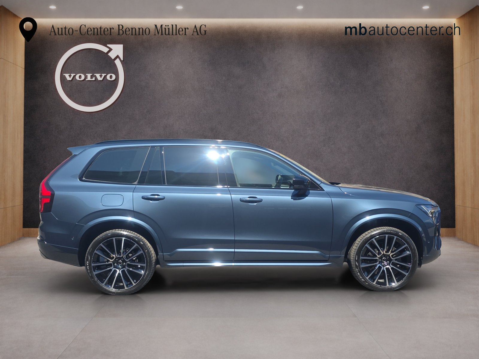 VOLVO XC90 2.0 B5 MH Ultra Dark AWD, Mild-Hybrid Petrol/Electric, New car, Automatic - 6