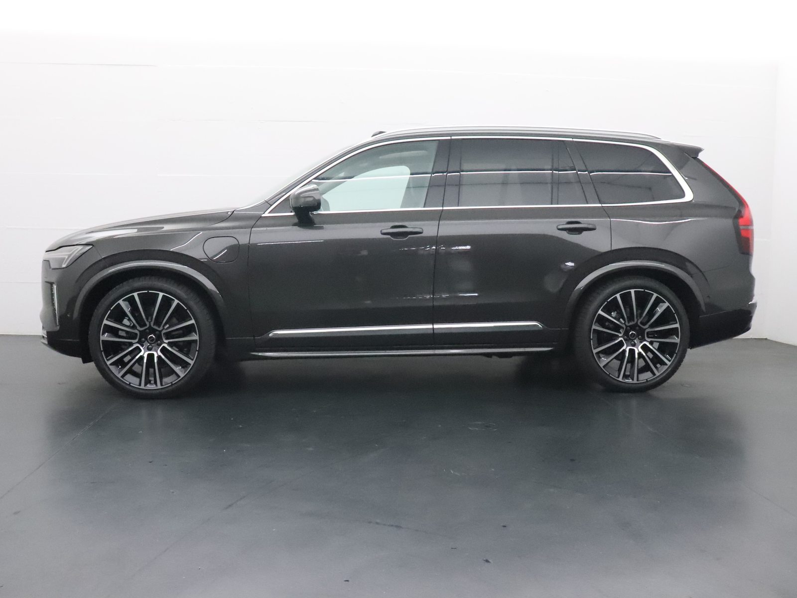 VOLVO XC90 2.0 T8 TE XCLUSIVE Edition Bright eAWD, Hybride Rechargeable Essence/Électricité, Voiture nouvelle, Automatique - 4