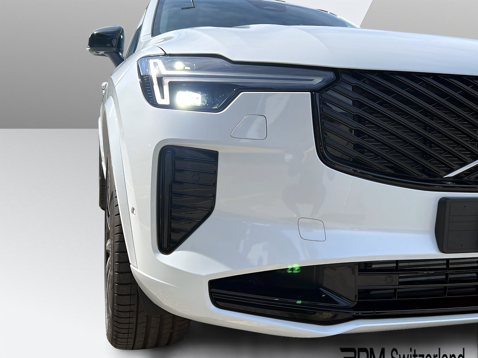 VOLVO XC90 T8 eAWD PluginHybrid Ultra Dark Geartronic, Hybride Rechargeable Essence/Électricité, Voiture nouvelle, Automatique - 4