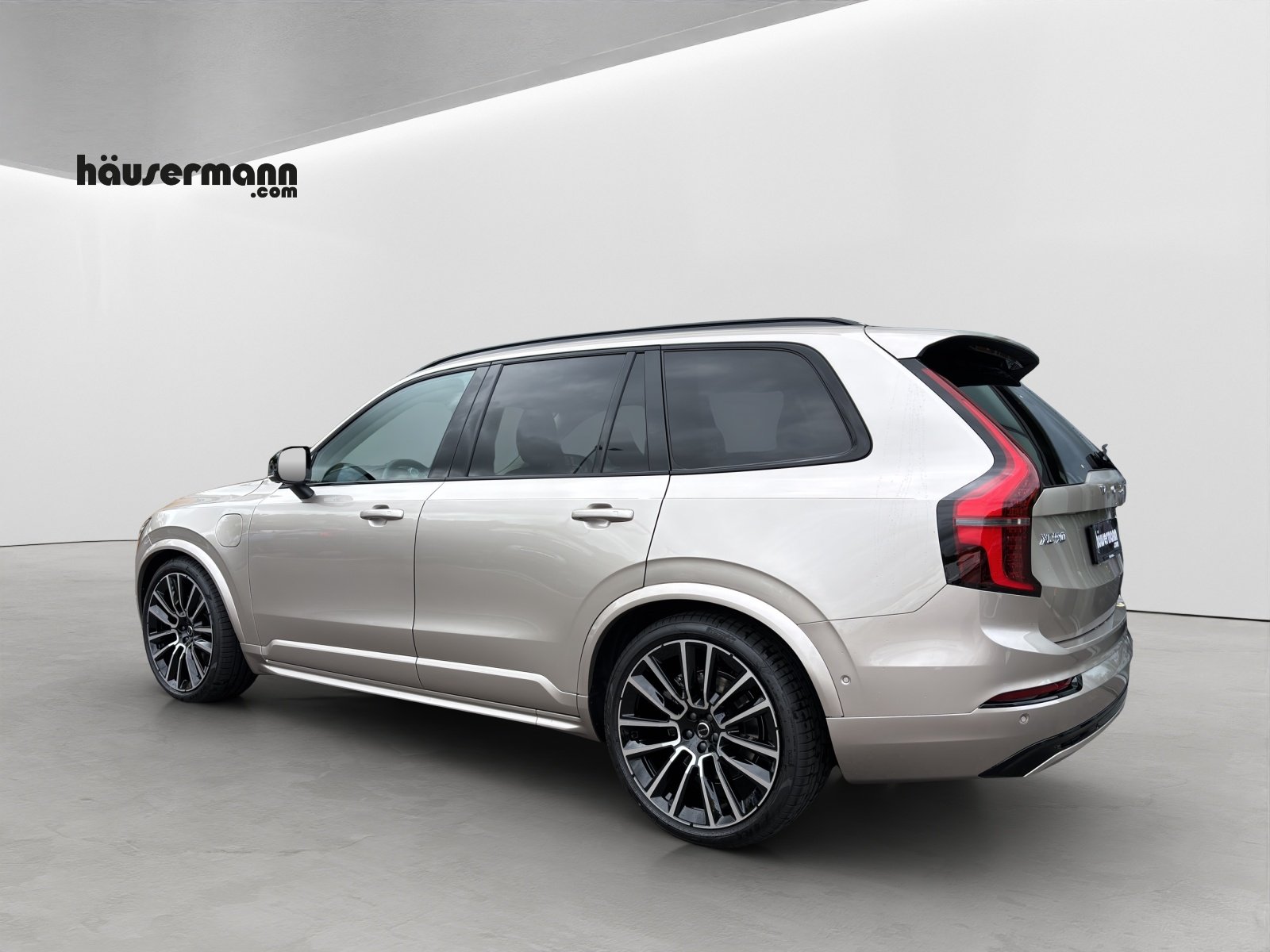 VOLVO XC90 2.0 T8 TE XCLUSIVE Edition Dark eAWD, Plug-in-Hybrid Petrol/Electric, New car, Automatic - 3