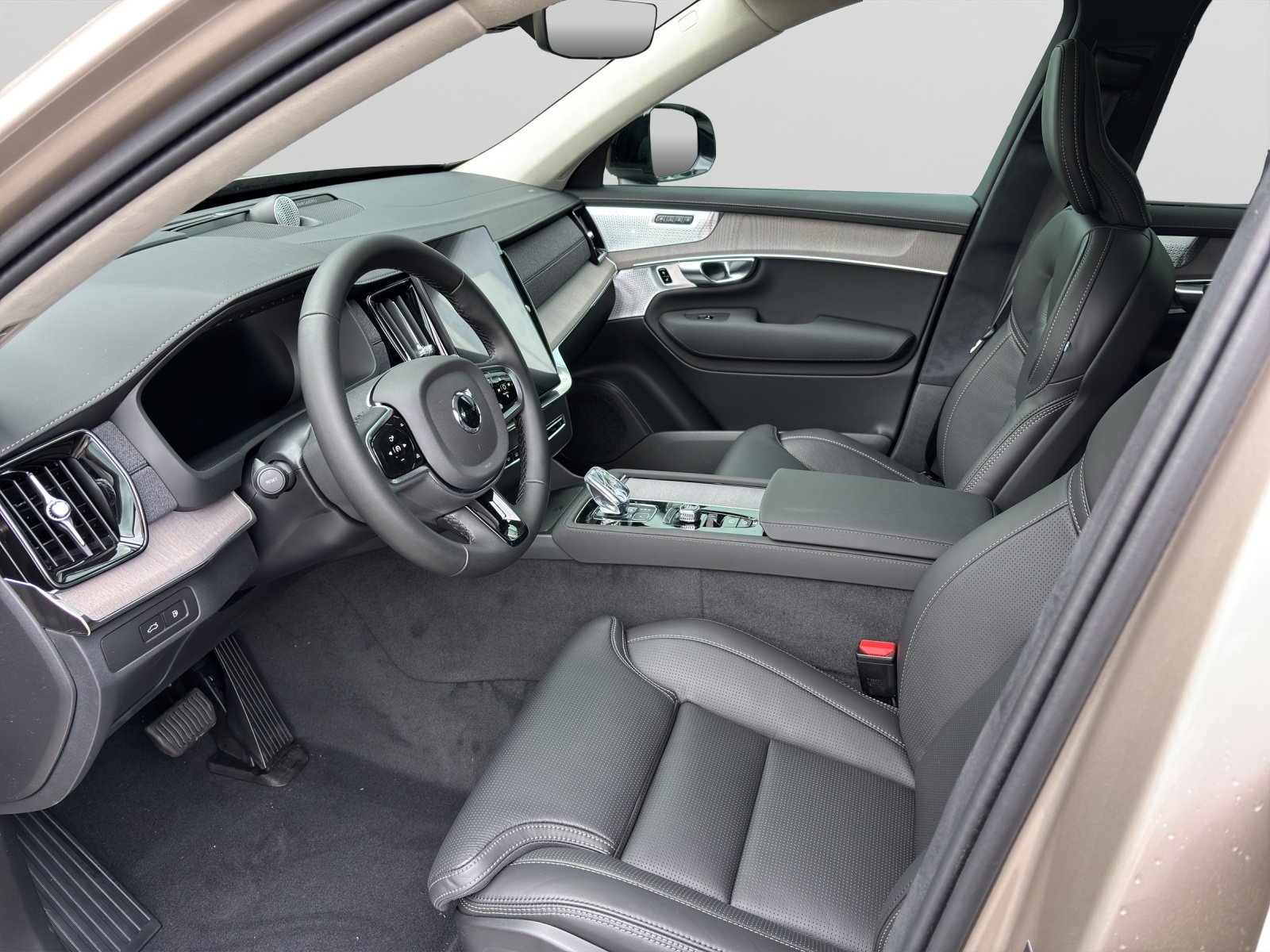VOLVO XC90 2.0 T8 TE XCLUSIVE Edition Dark eAWD, Plug-in-Hybrid Petrol/Electric, New car, Automatic - 4