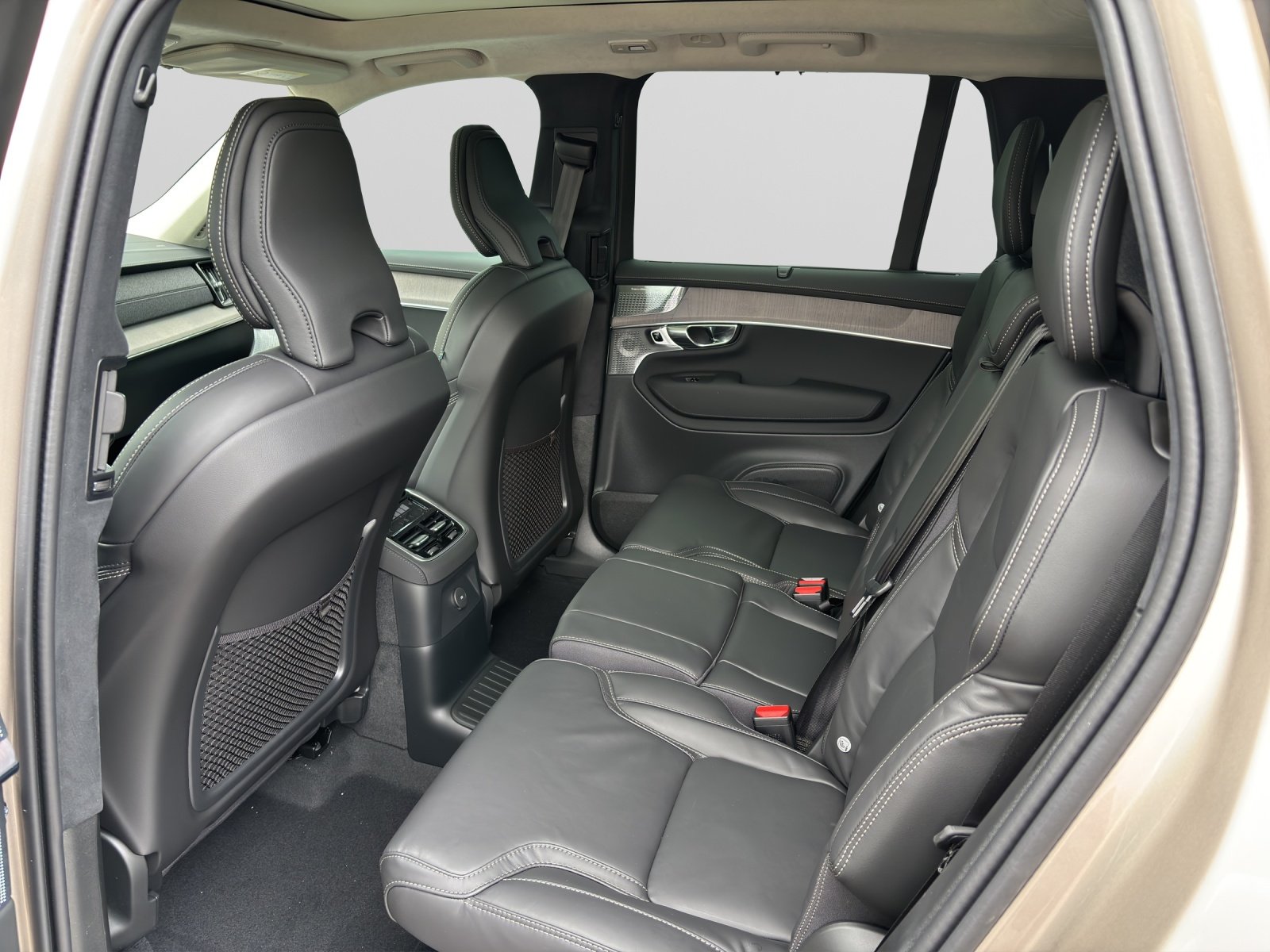 VOLVO XC90 2.0 T8 TE XCLUSIVE Edition Dark eAWD, Plug-in-Hybrid Petrol/Electric, New car, Automatic - 5