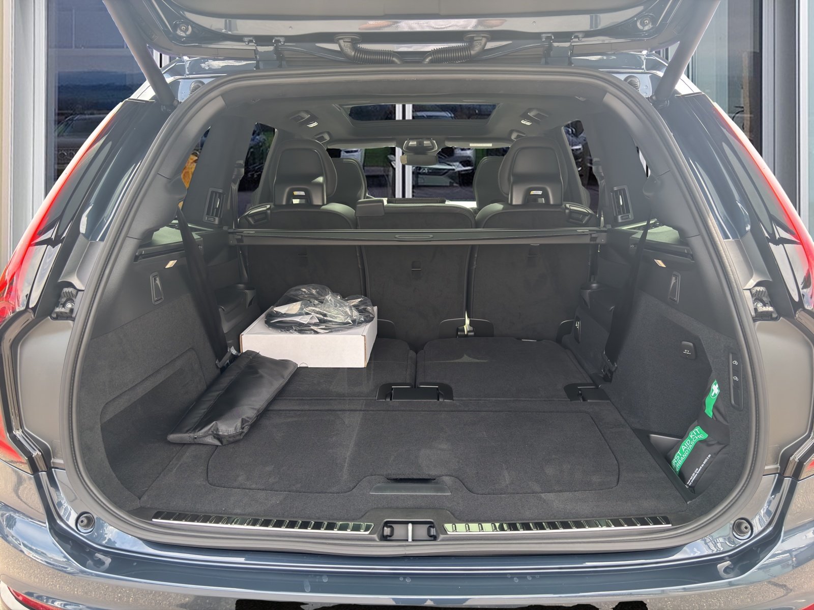 VOLVO XC90 2.0 T8 TE XCLUSIVE Edition Dark eAWD, Hybride Rechargeable Essence/Électricité, Voiture nouvelle, Automatique - 7