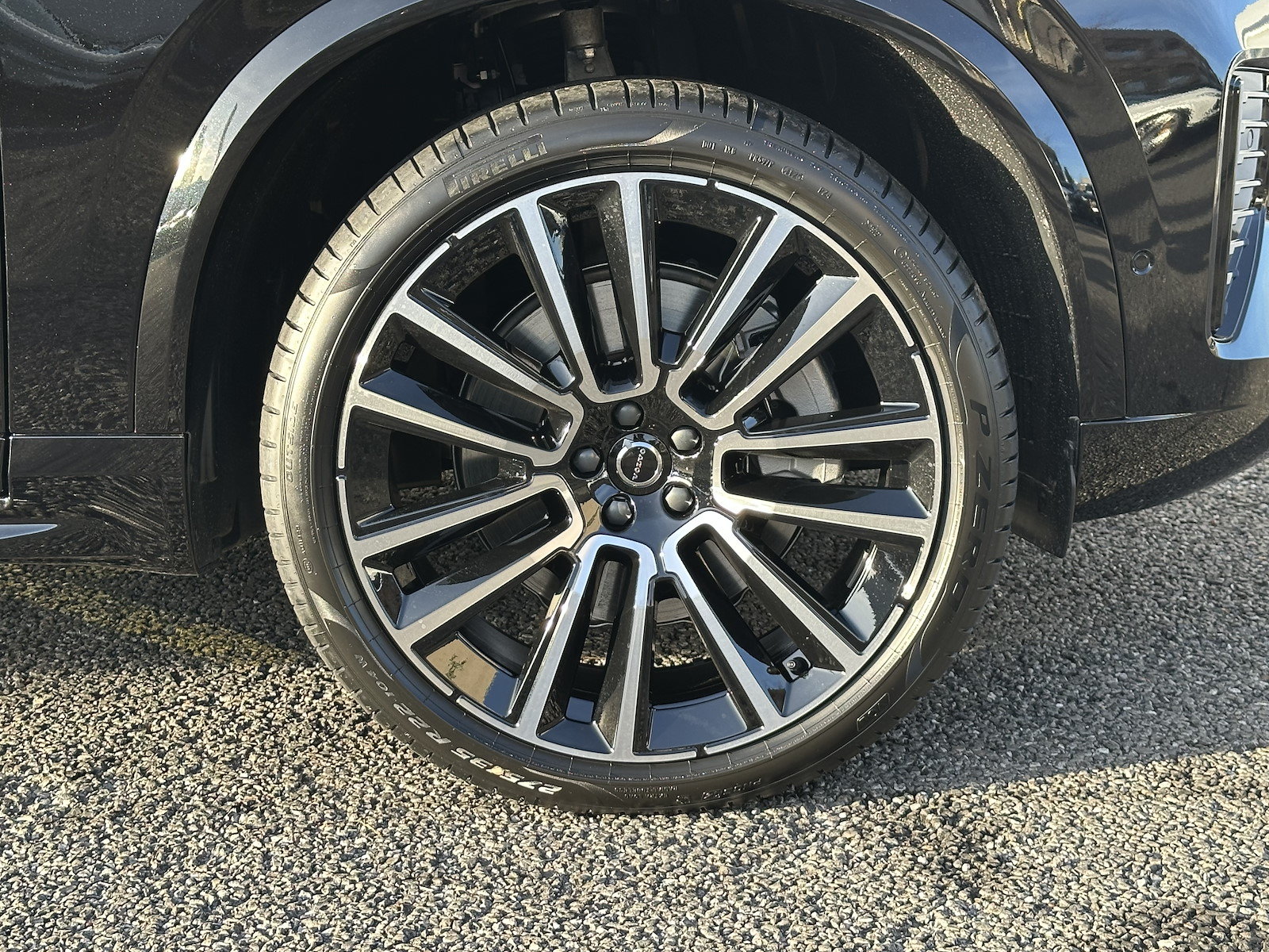VOLVO XC90 2.0 T8 TE Ultra Dark eAWD, Plug-in-Hybrid Benzina/Elettrica, Auto nuove, Automatico - 7
