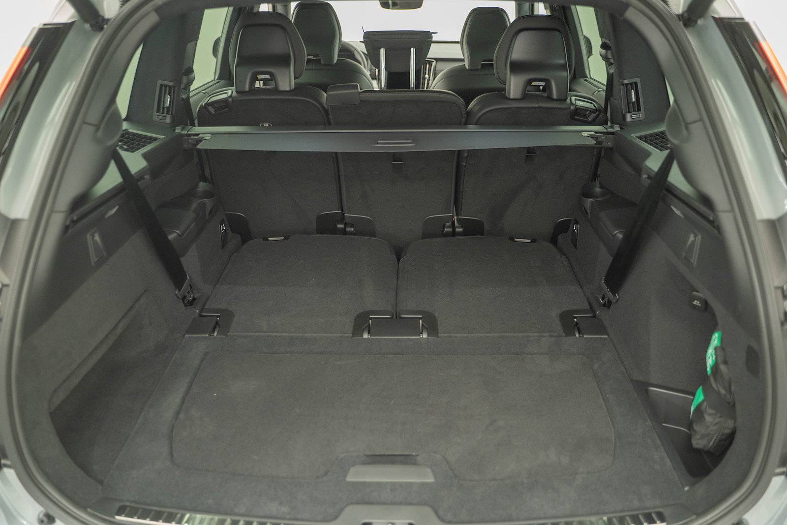 VOLVO XC90 2.0 T8 TE Black Edition eAWD, Plug-in-Hybrid Petrol/Electric, New car, Automatic - 5