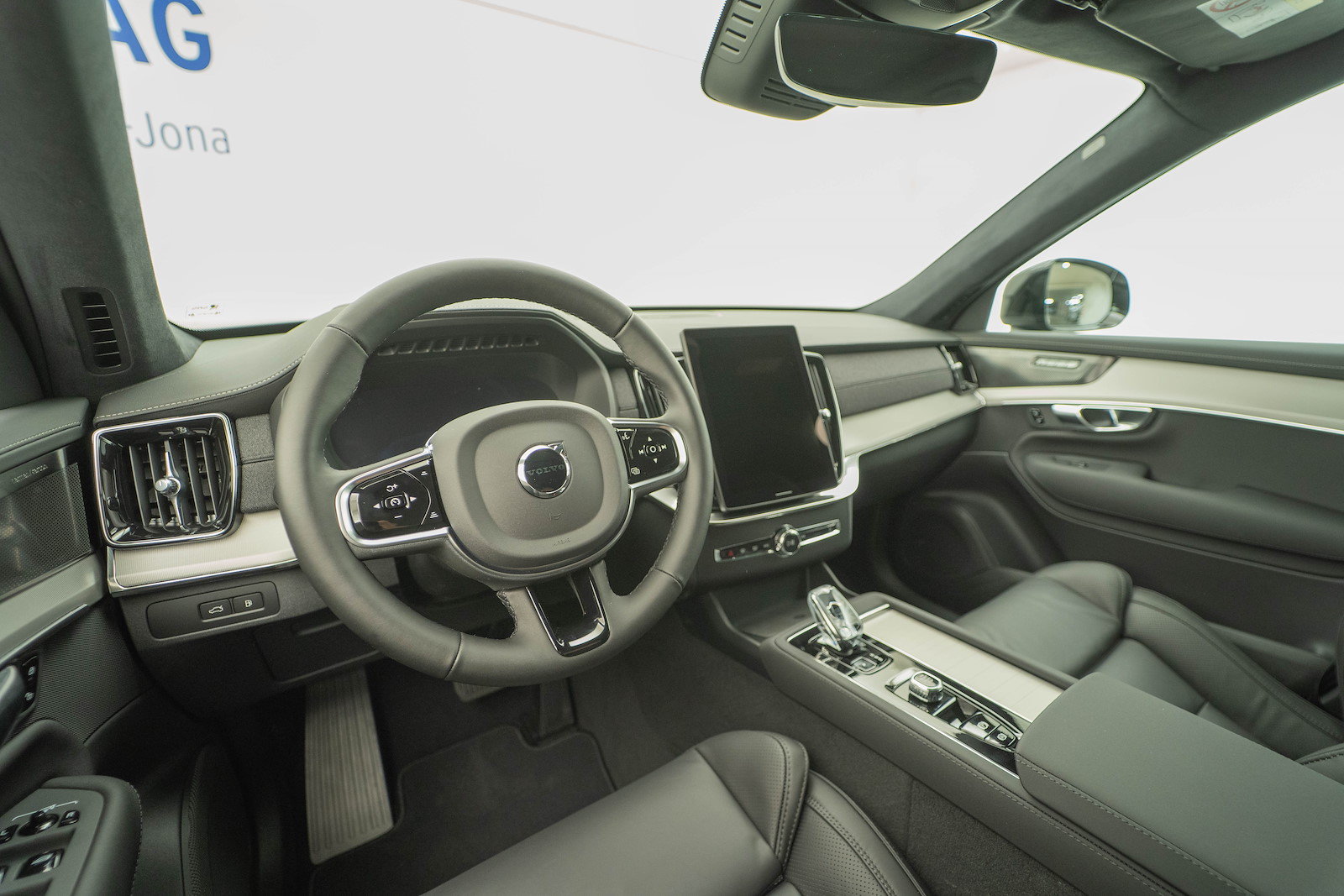 VOLVO XC90 2.0 T8 TE Black Edition eAWD, Plug-in-Hybrid Petrol/Electric, New car, Automatic - 7