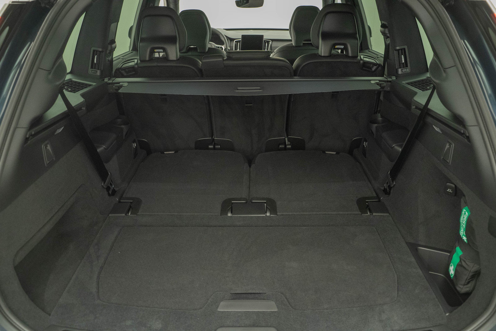 VOLVO XC90 2.0 T8 TE Black Edition eAWD, Hybride Rechargeable Essence/Électricité, Voiture nouvelle, Automatique - 5