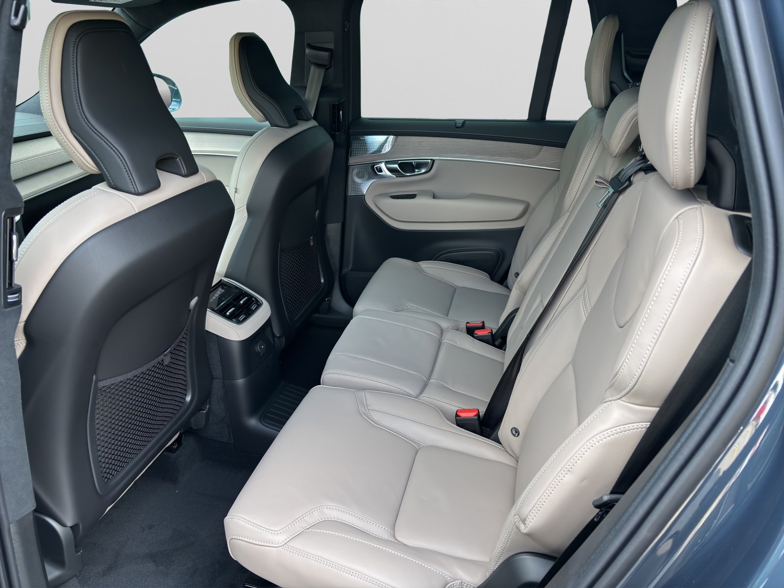 VOLVO XC90 2.0 T8 TE Ultra Bright eAWD, Plug-in-Hybrid Benzina/Elettrica, Auto nuove, Automatico - 5
