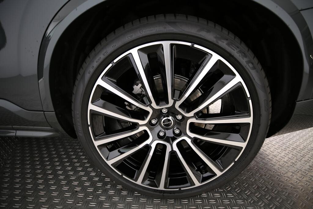 VOLVO XC90 2.0 T8 TE Ultra Dark eAWD, Plug-in-Hybrid Petrol/Electric, New car, Automatic - 6