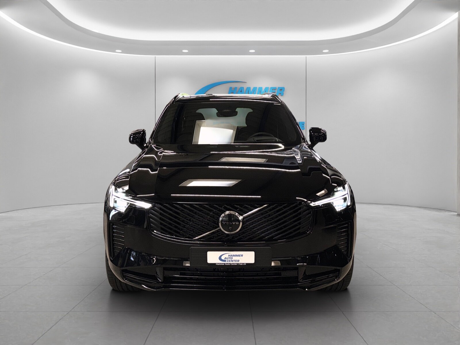 VOLVO XC90 2.0 B5 MH Ultra Dark AWD, Mild-Hybrid Petrol/Electric, New car, Automatic - 4