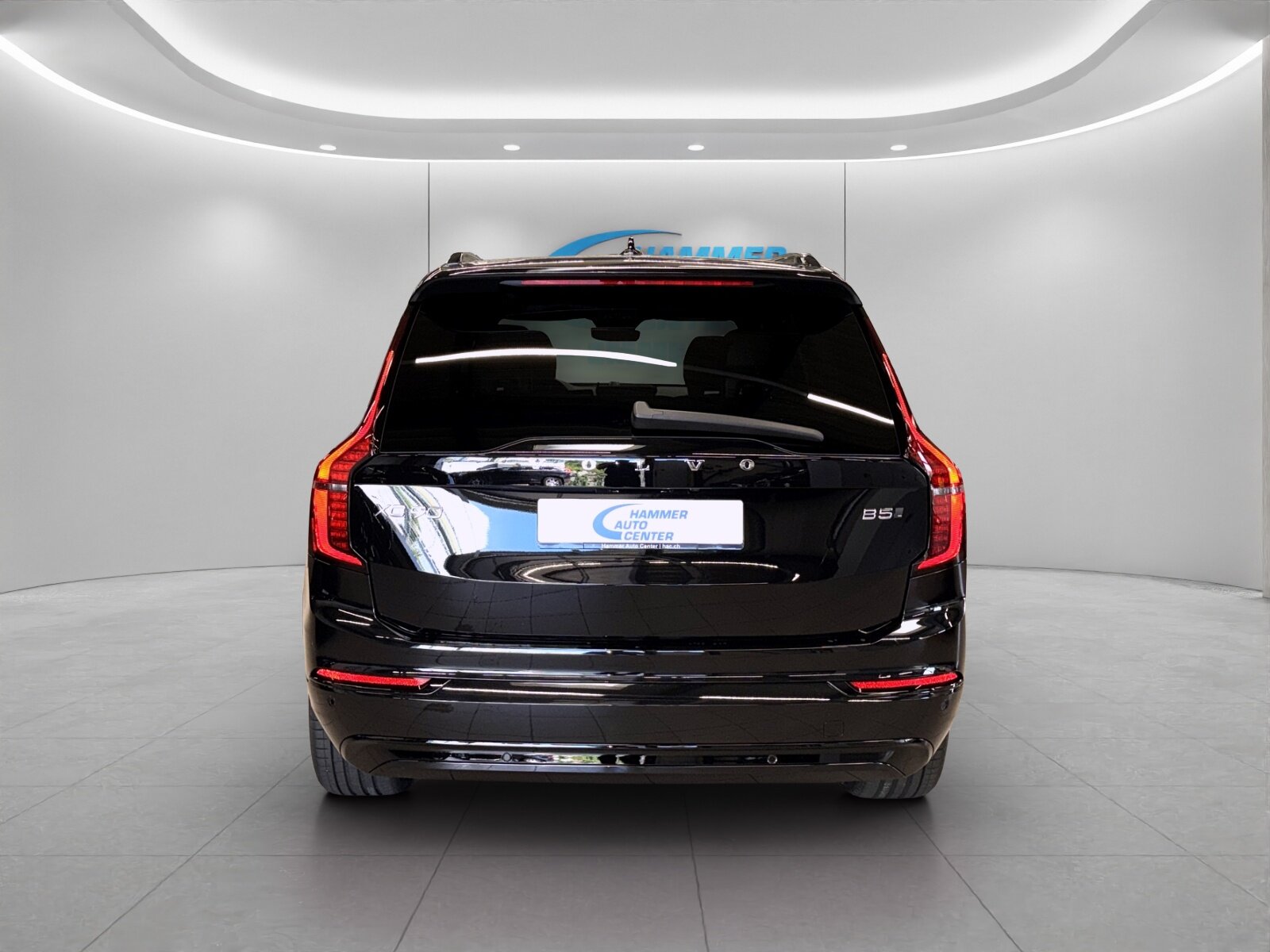 VOLVO XC90 2.0 B5 MH Ultra Dark AWD, Mild-Hybrid Petrol/Electric, New car, Automatic - 5