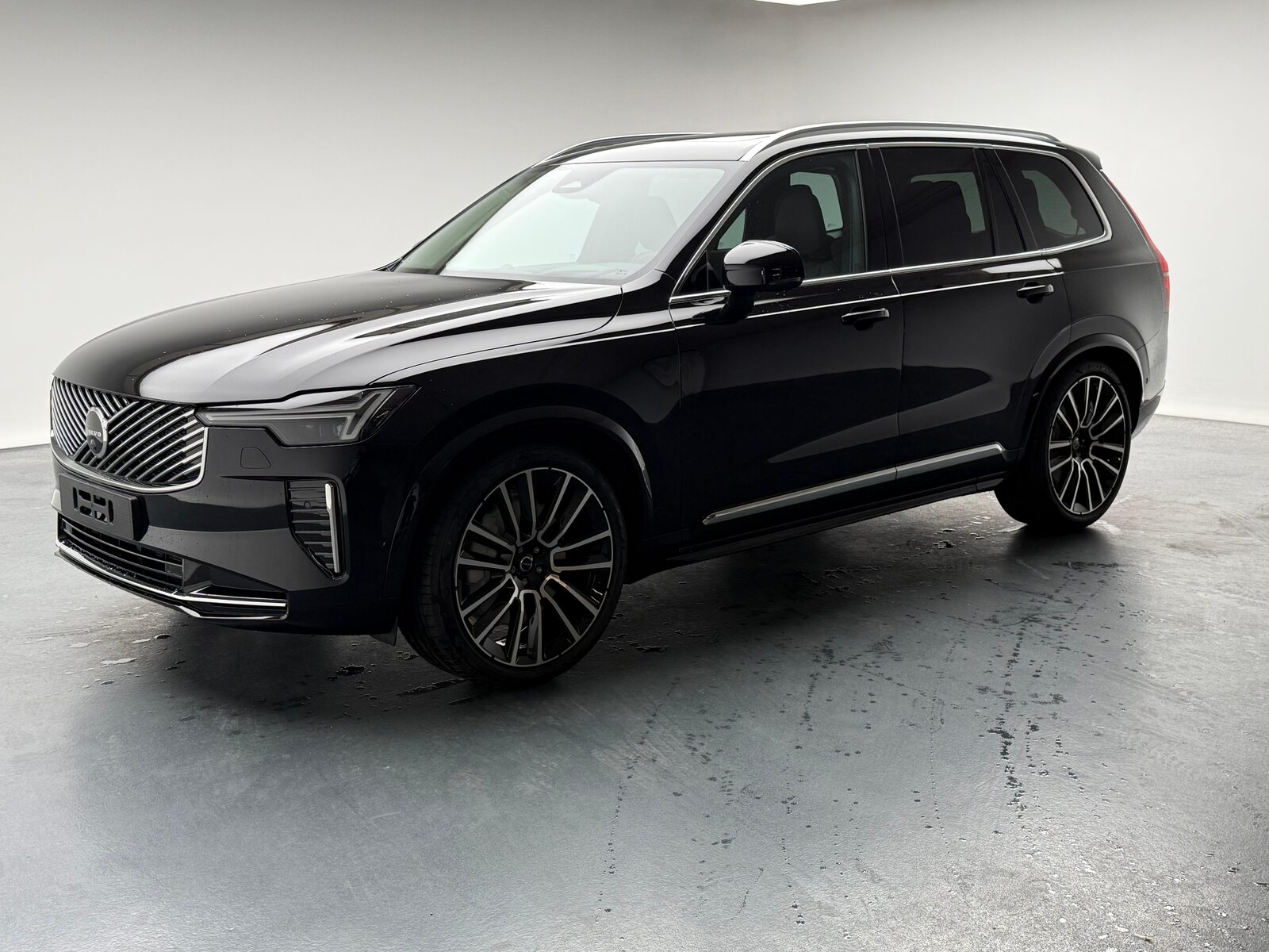 VOLVO XC90 2.0 B5 MH Black Edition AWD, Mild-Hybrid Benzin/Elektro, Neuwagen, Automatik - 2