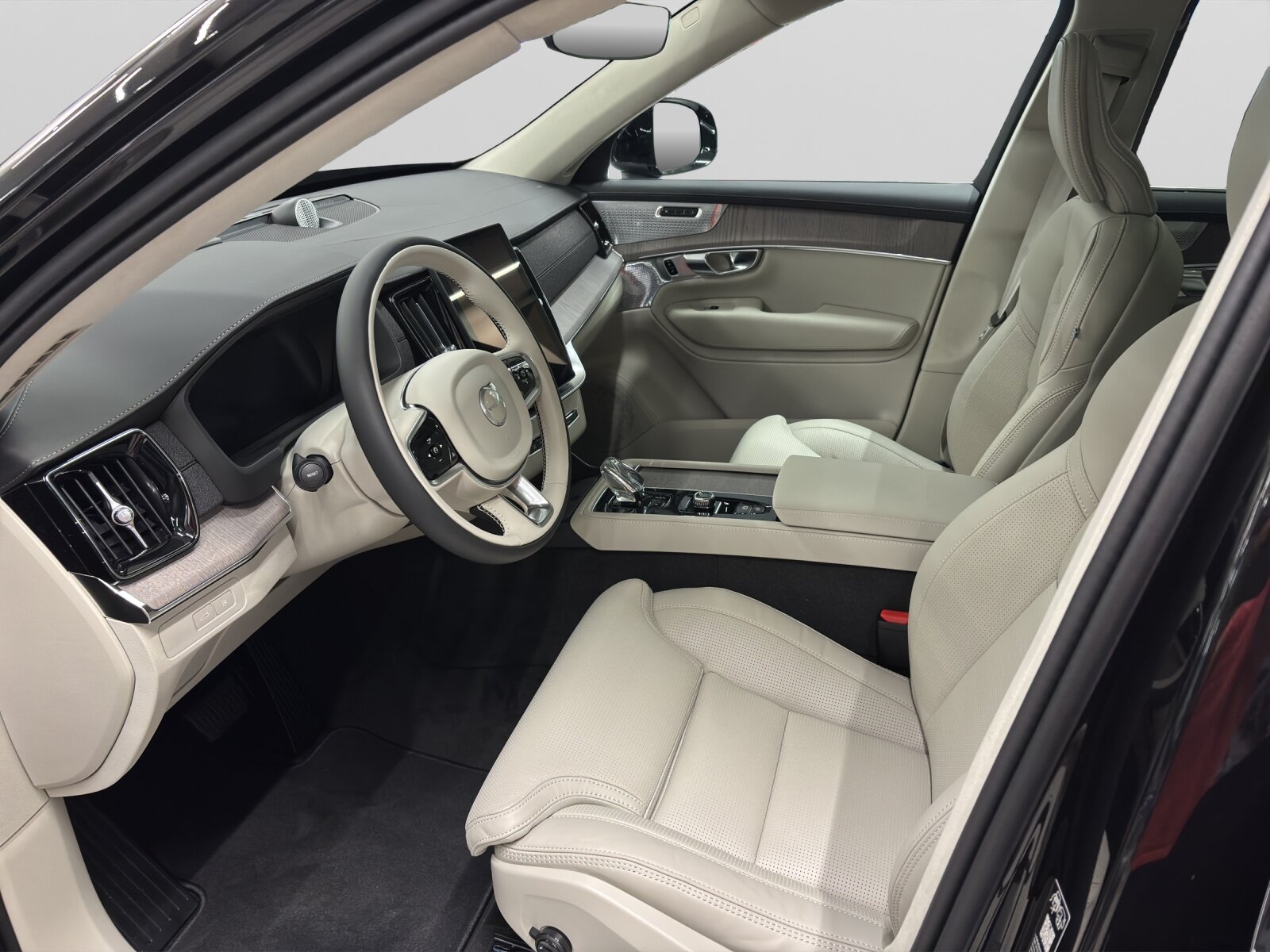 VOLVO XC90 2.0 T8 TE Ultra Bright eAWD, Plug-in-Hybrid Petrol/Electric, New car, Automatic - 4