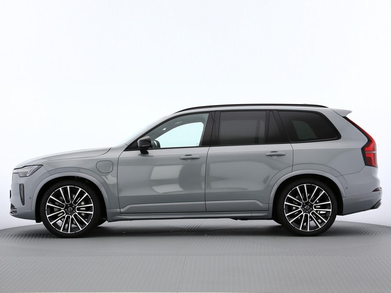 VOLVO XC90 2.0 T8 TE Black Edition eAWD, Plug-in-Hybrid Benzin/Elektro, Neuwagen, Automatik - 3