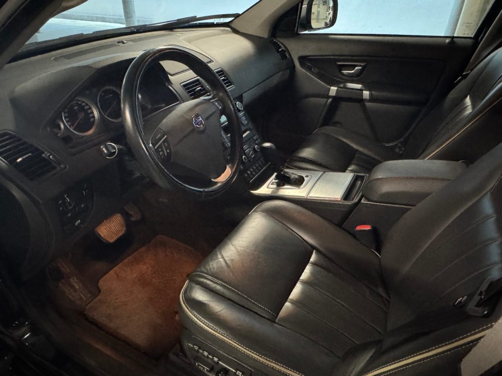 VOLVO 2.4D5 Husky Ed. 7P. AWD, Diesel, Occasion / Gebraucht, Automatik - 7