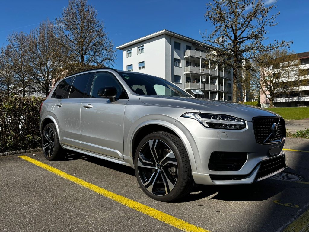 VOLVO XC90 2.0 T8 TE R-Design 7P. eAWD, Plug-in-Hybrid Benzin/Elektro, Occasion / Gebraucht, Automatik - 3