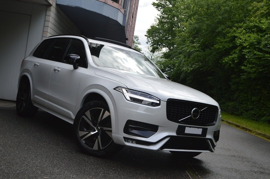VOLVO XC90 B5 Diesel Mild Hybrid AWD R-Design Geartronic 7 Plätze