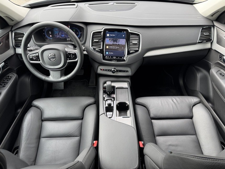 VOLVO XC90 2.0 T8 TE Plus Dark 7P. e, Hybride Intégral Essence/Électricité, Occasion / Utilisé, Automatique - 5