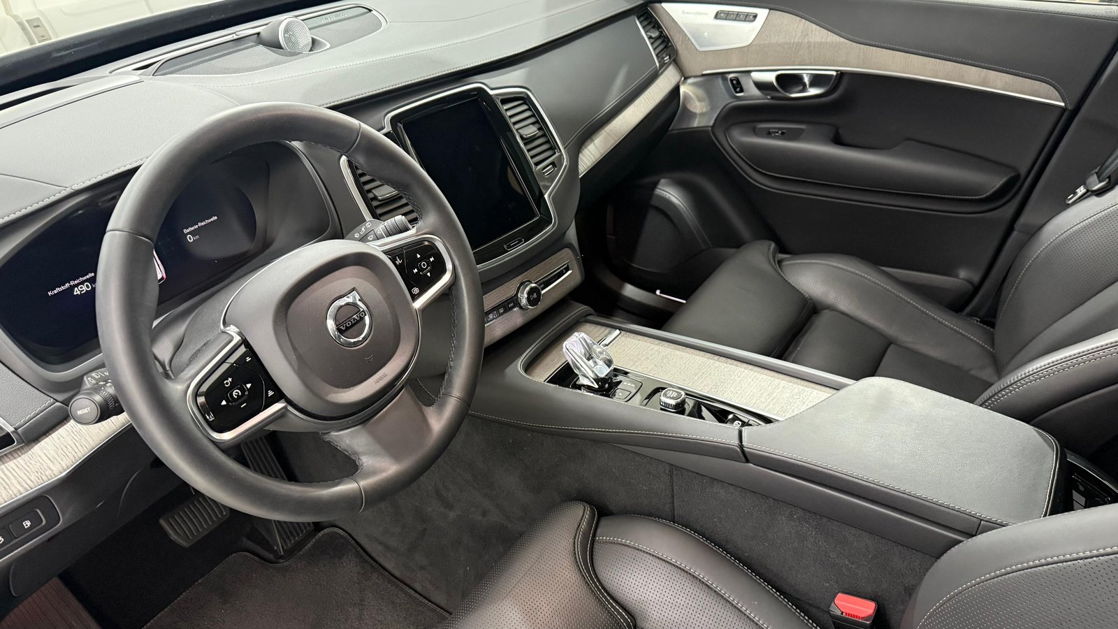 VOLVO XC90 2.0 T8 TE Ultimate Dark 7, Voll-Hybrid Benzin/Elektro, Occasion / Gebraucht, Automatik - 4