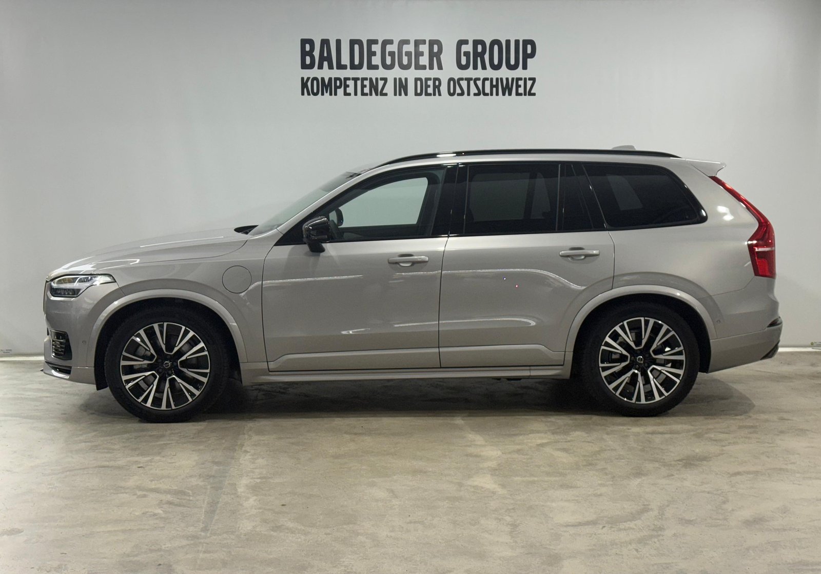 VOLVO XC90 2.0 T8 TE Plus Dark 7P. e, Full-Hybrid Petrol/Electric, Second hand / Used, Automatic - 2