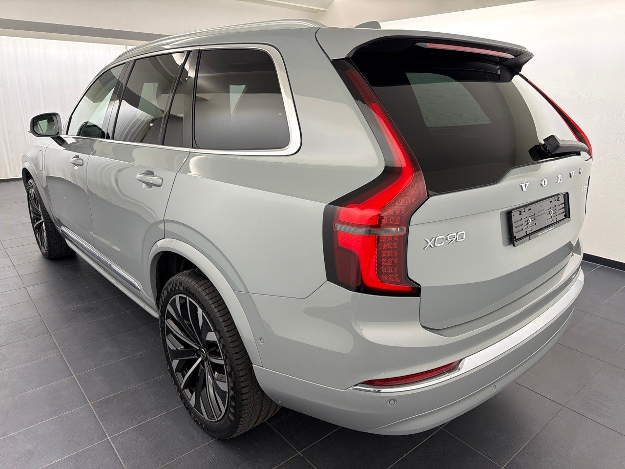 VOLVO XC90 T8 eAWD Plus Bright, Hybride Rechargeable Essence/Électricité, Occasion / Utilisé, Automatique - 2